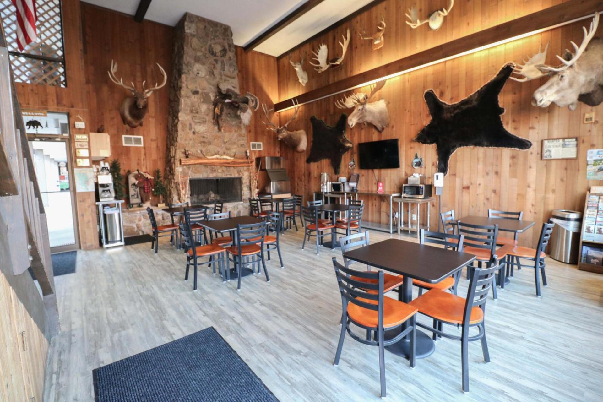 Bear Lodge Motel photo 4
