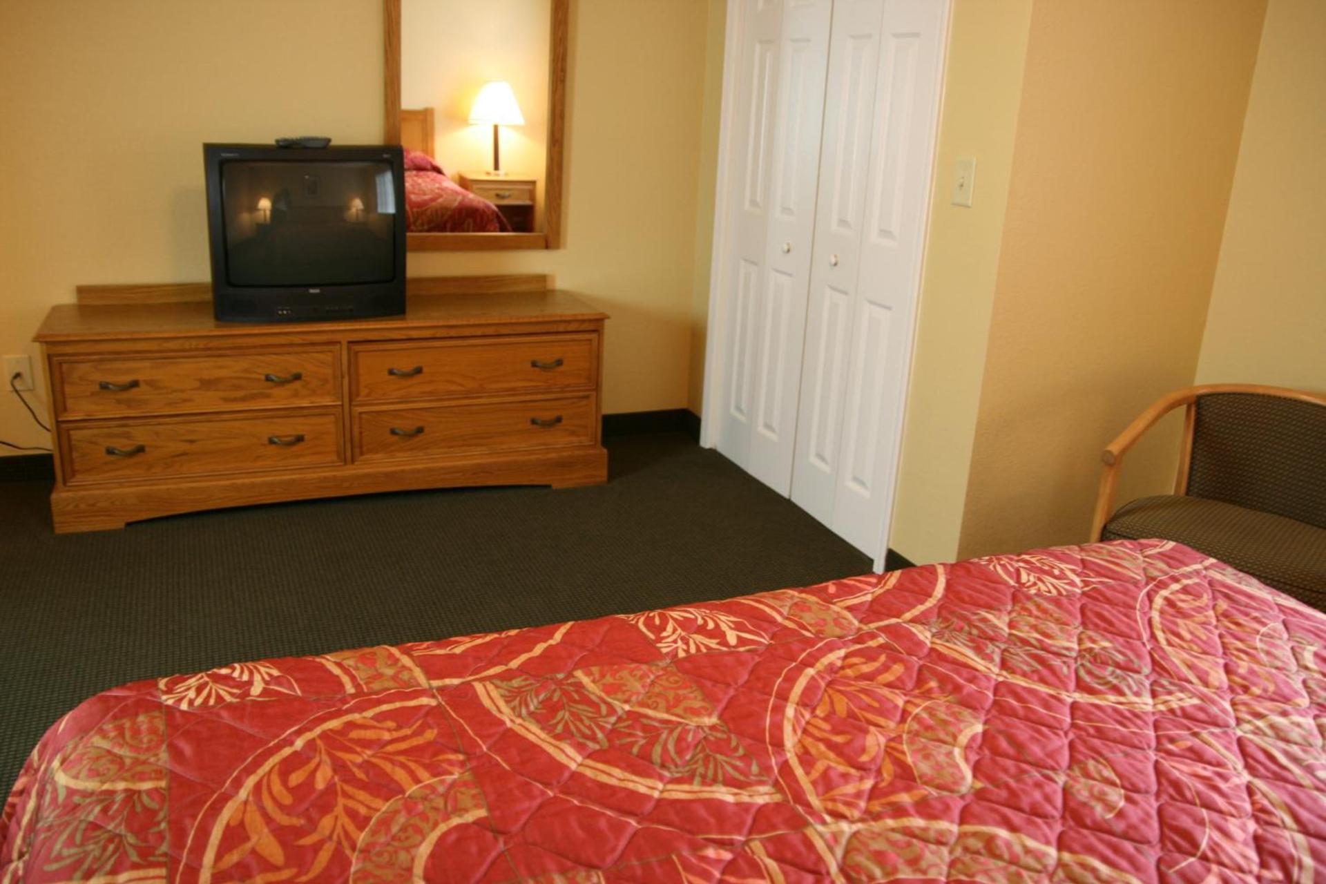 Affordable Suites Wilson photo 8