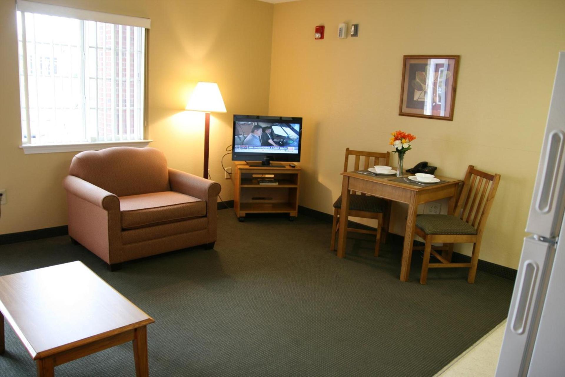 Affordable Suites Wilson photo 3