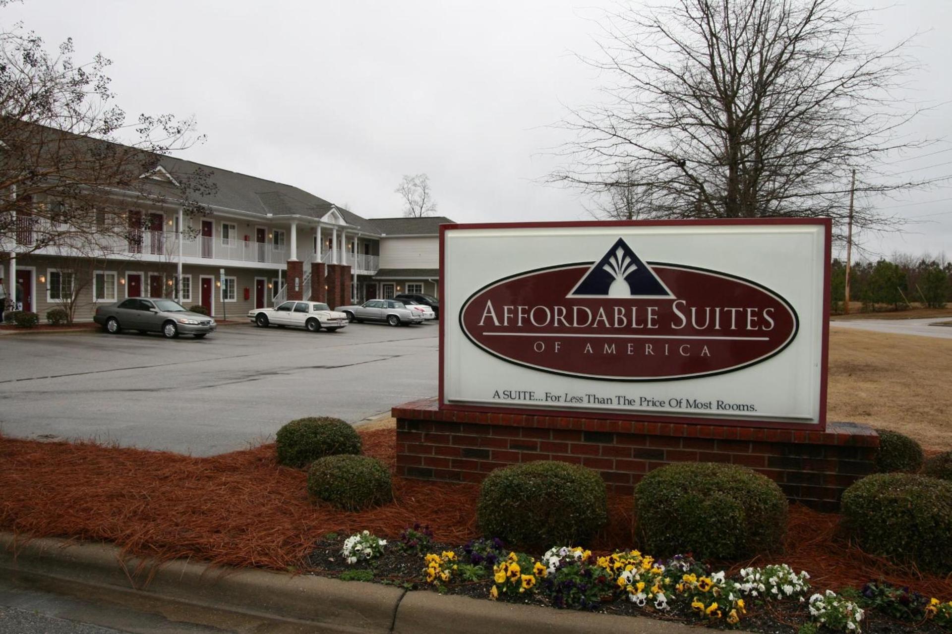 Affordable Suites Wilson photo 1