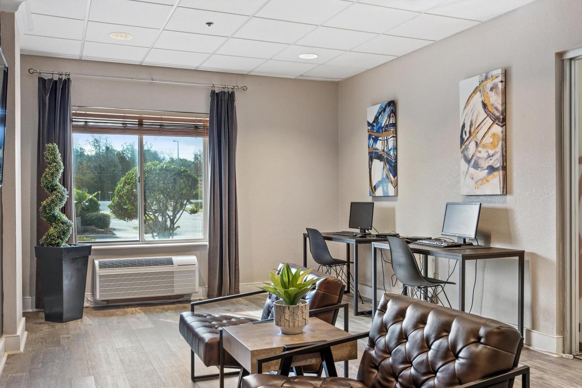 Suburban Studios Orlando - Ocoee-Winter Garden photo 31