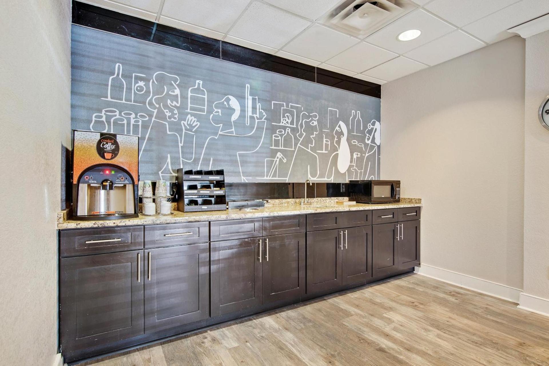 Suburban Studios Orlando - Ocoee-Winter Garden photo 29