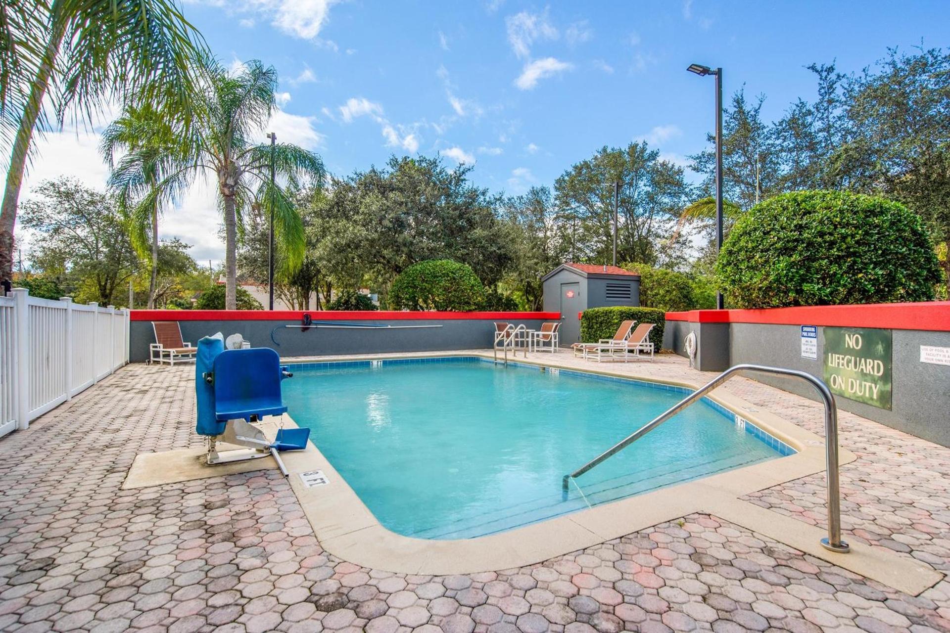 Suburban Studios Orlando - Ocoee-Winter Garden photo 44