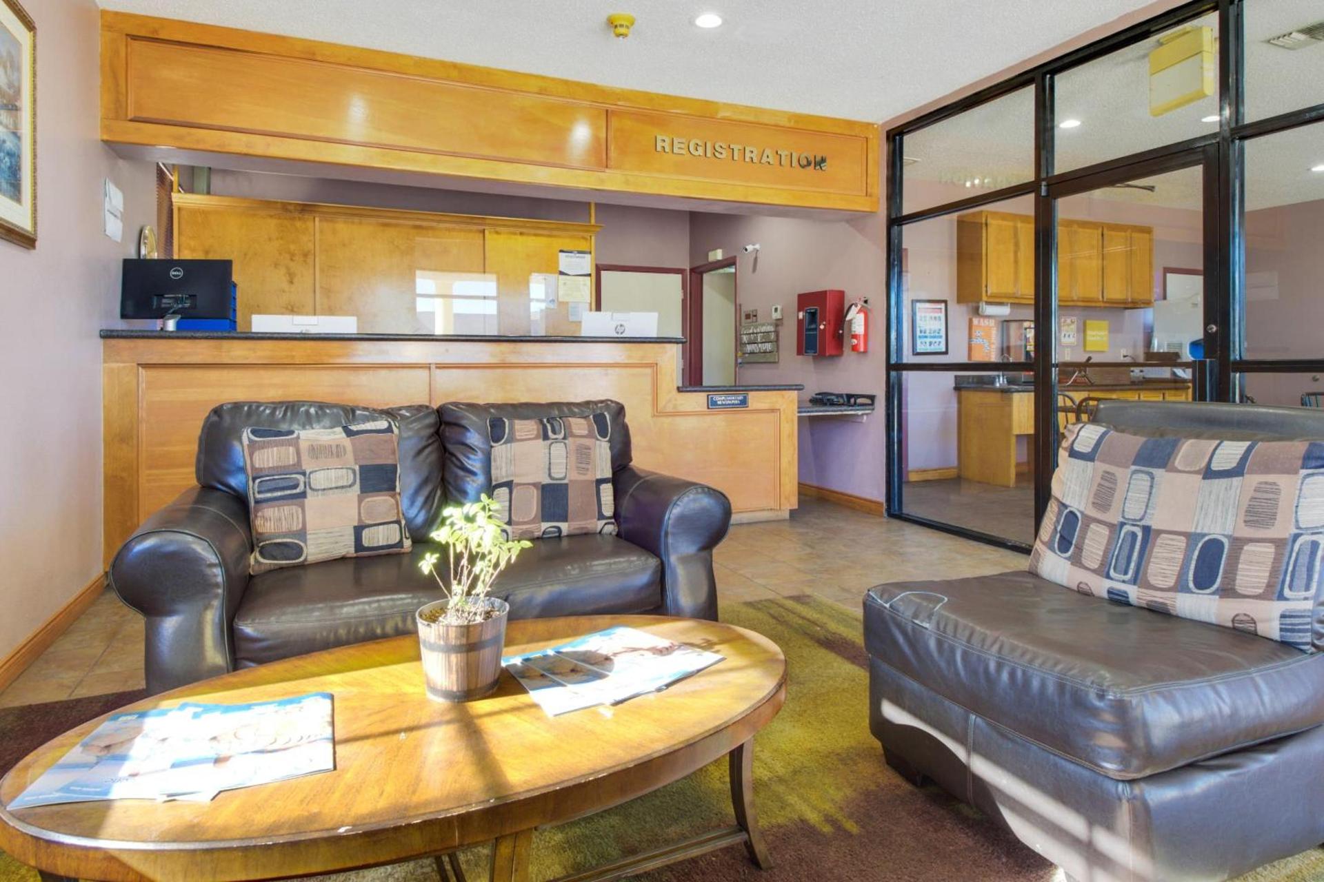OYO Hotel Ingleside TX photo 46