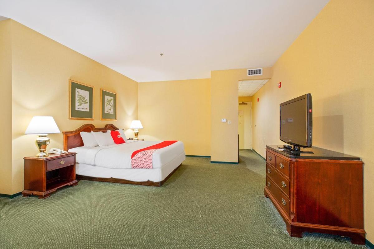 OYO Hotel St Louis Downtown City Center MO photo 44