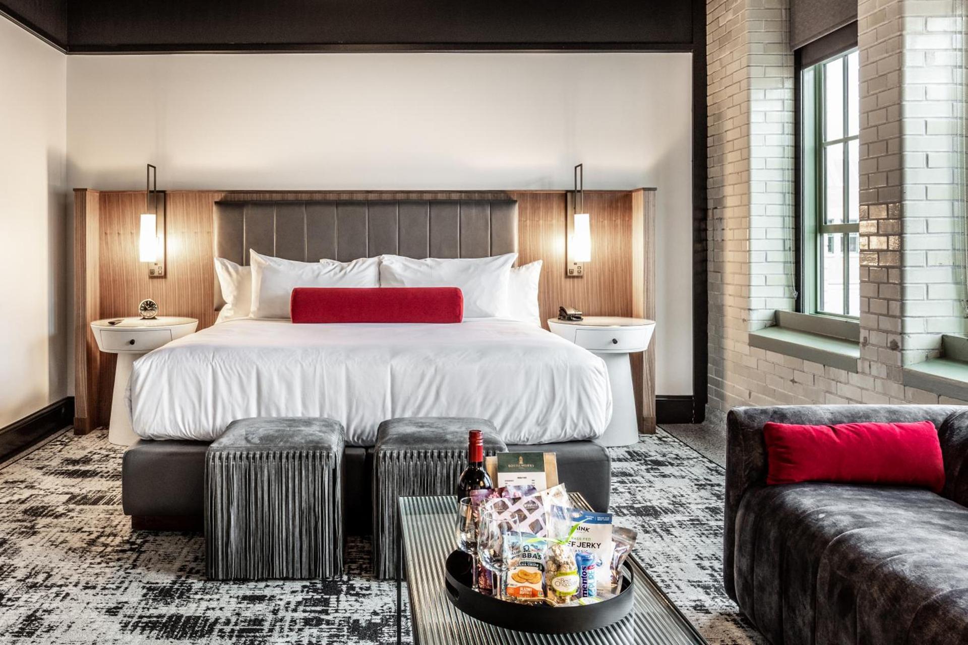 Bottleworks Hotel photo 13