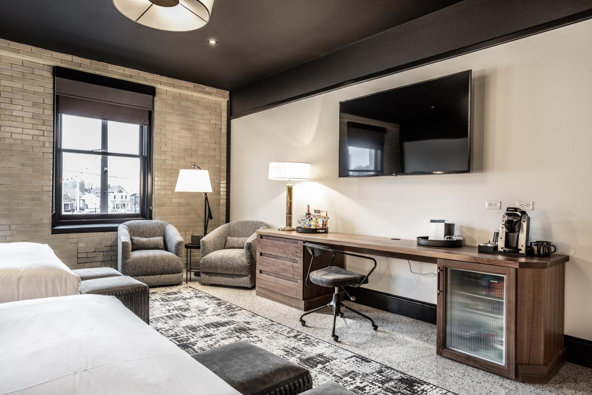 Bottleworks Hotel photo 9