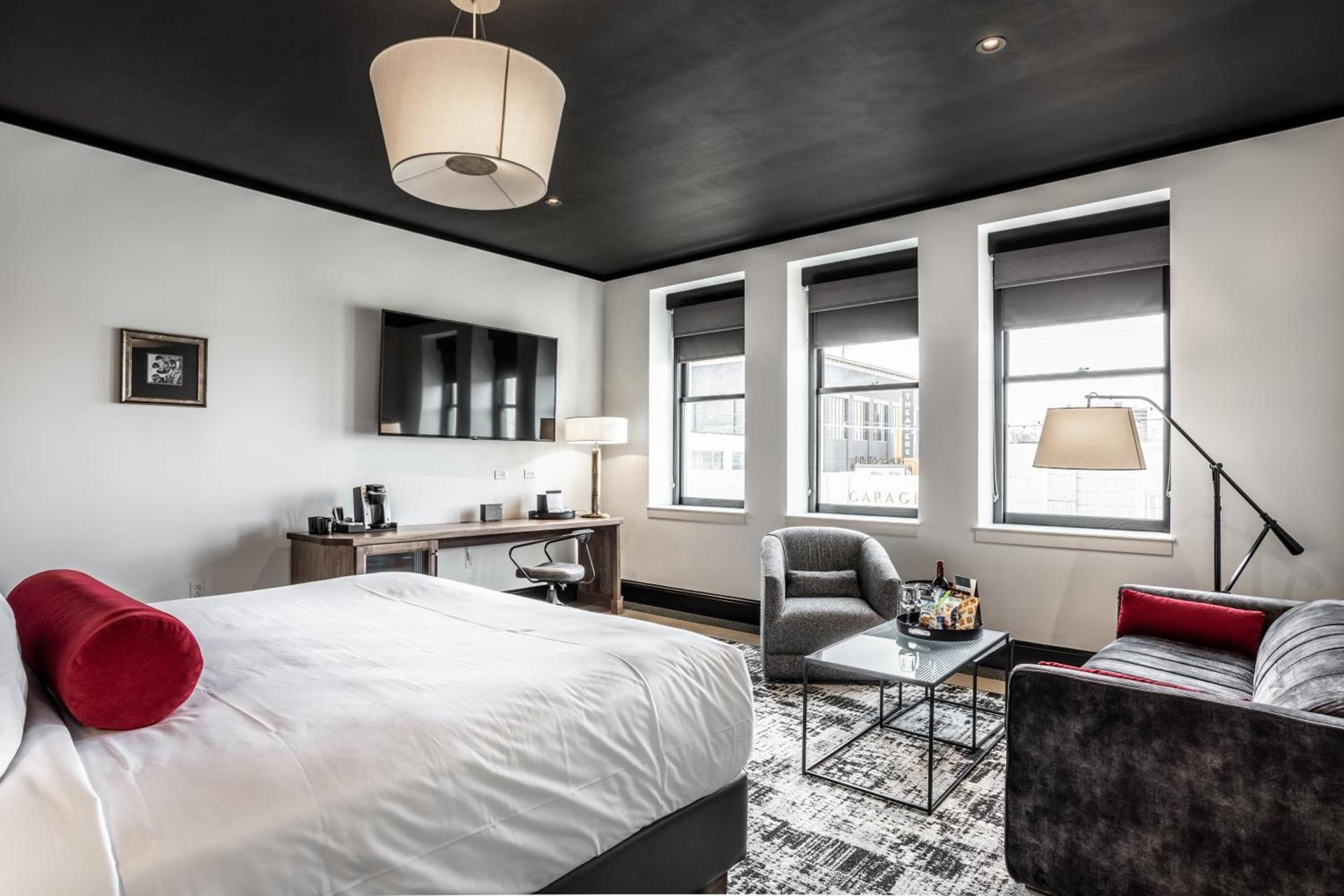 Bottleworks Hotel photo 8