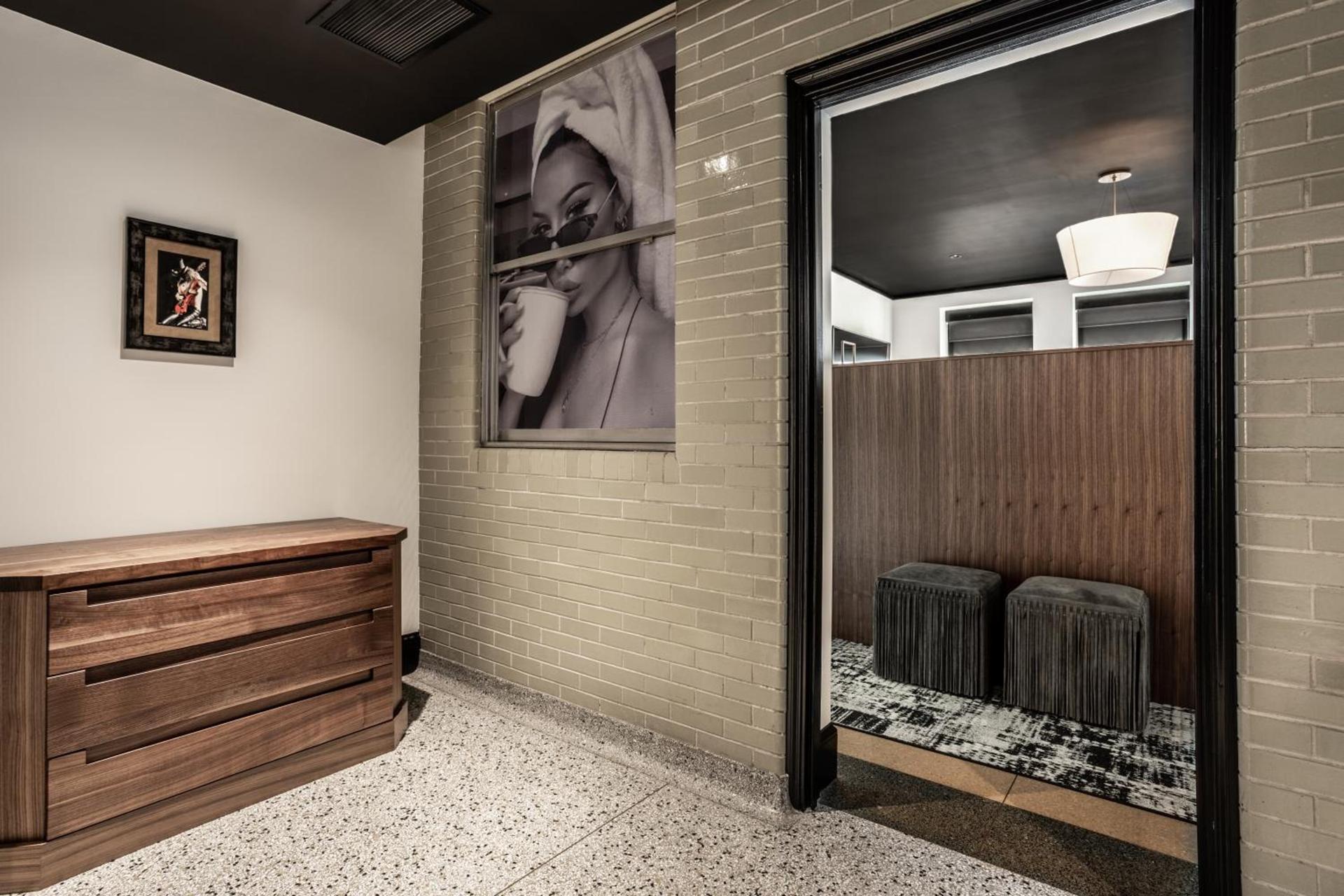 Bottleworks Hotel photo 7