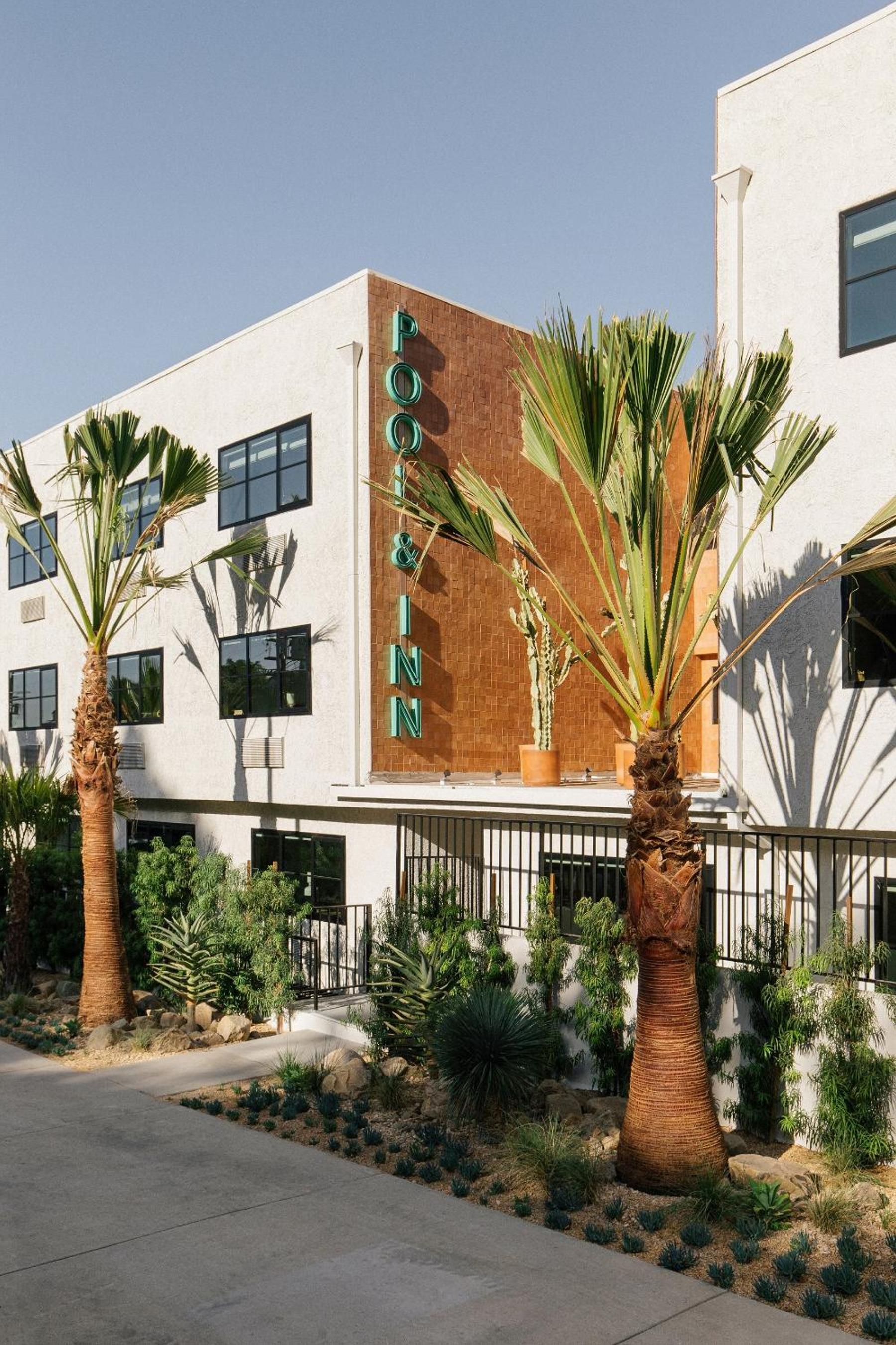 Silver Lake Pool & Inn photo 5