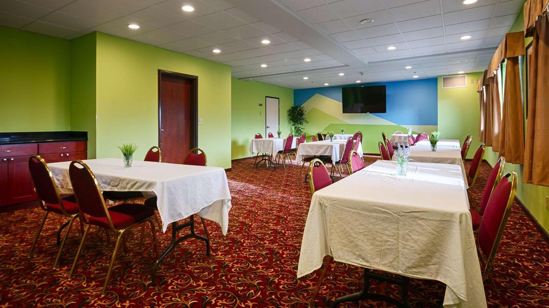 Best Western Sky Valley Inn photo 16