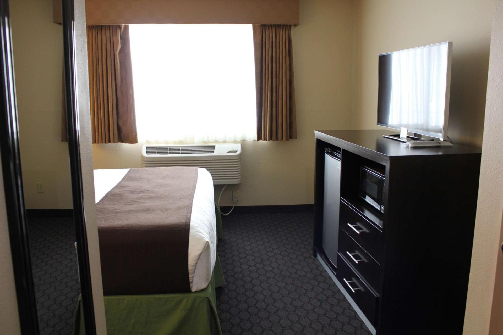 Best Western Sky Valley Inn photo 18