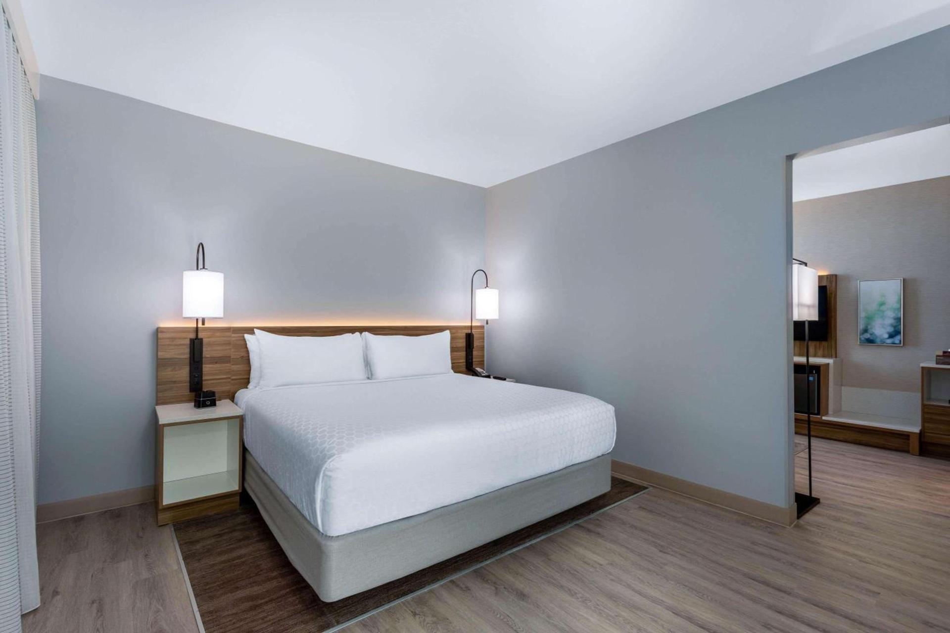 Wyndham Garden Miami International Airport photo 41