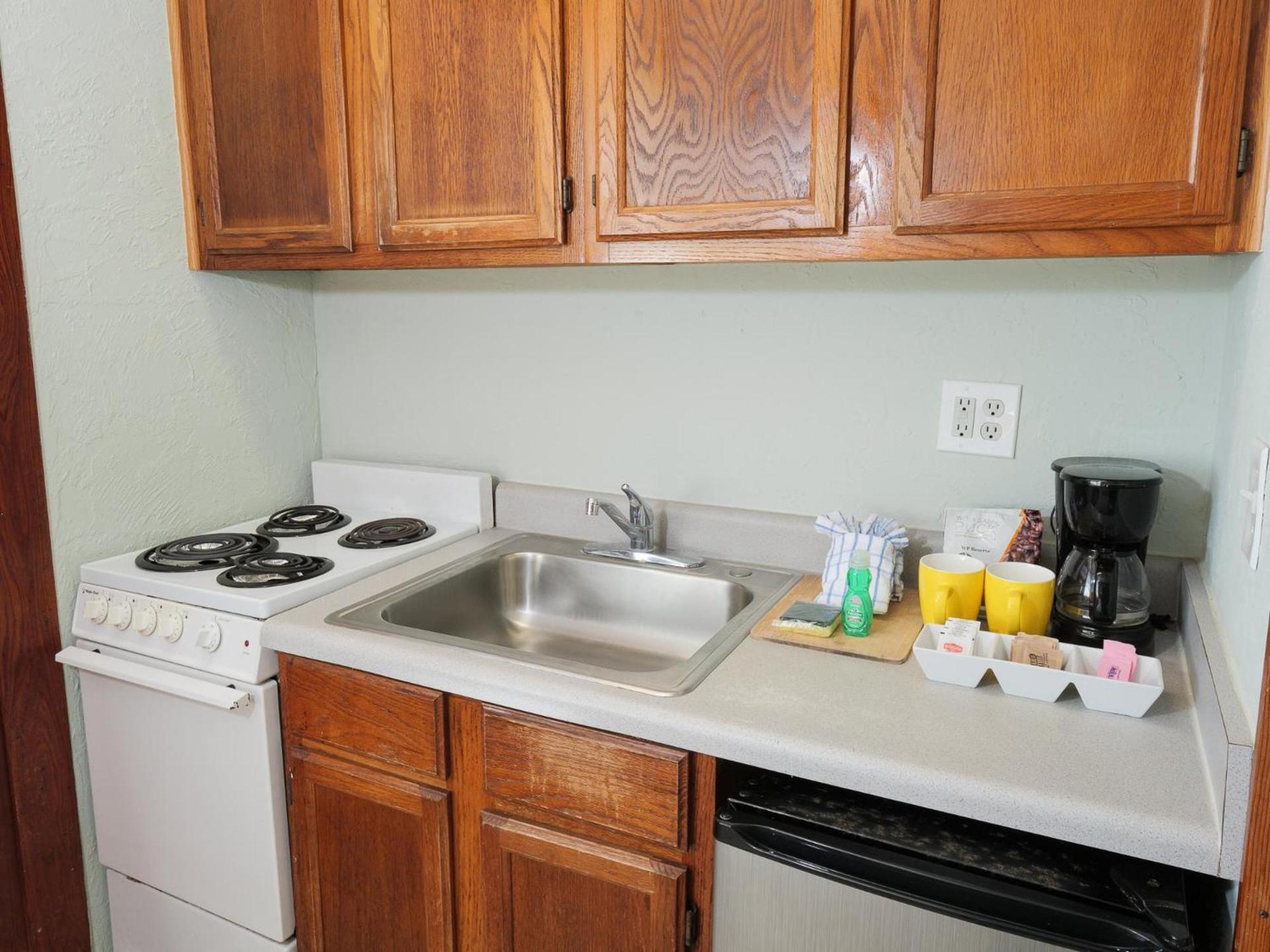 Sea Aire Oceanfront Inn photo 12