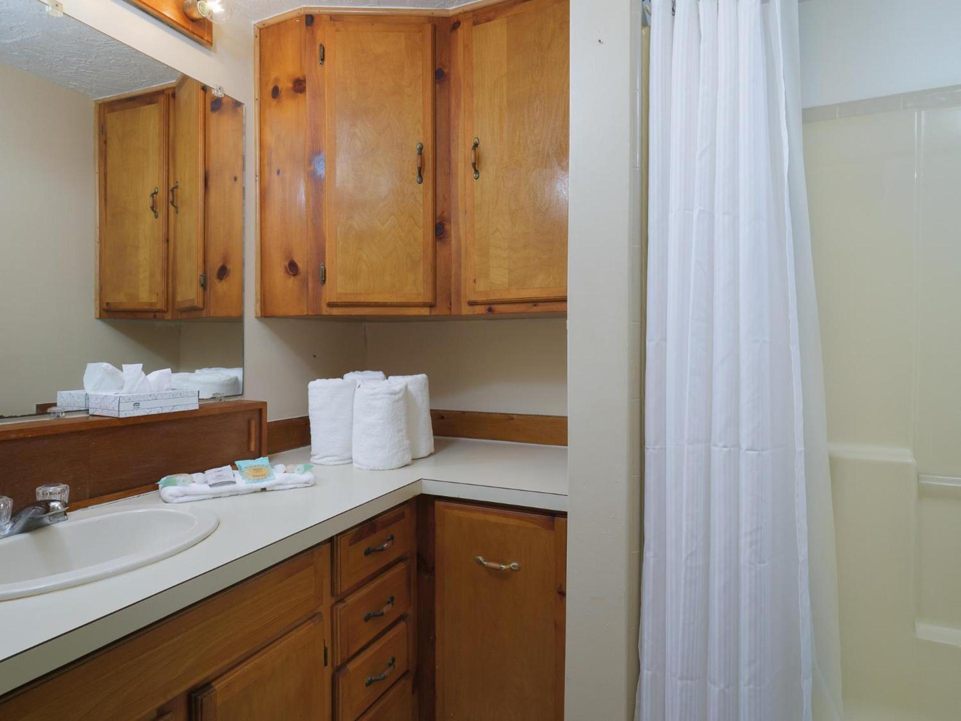 Sea Aire Oceanfront Inn photo 21