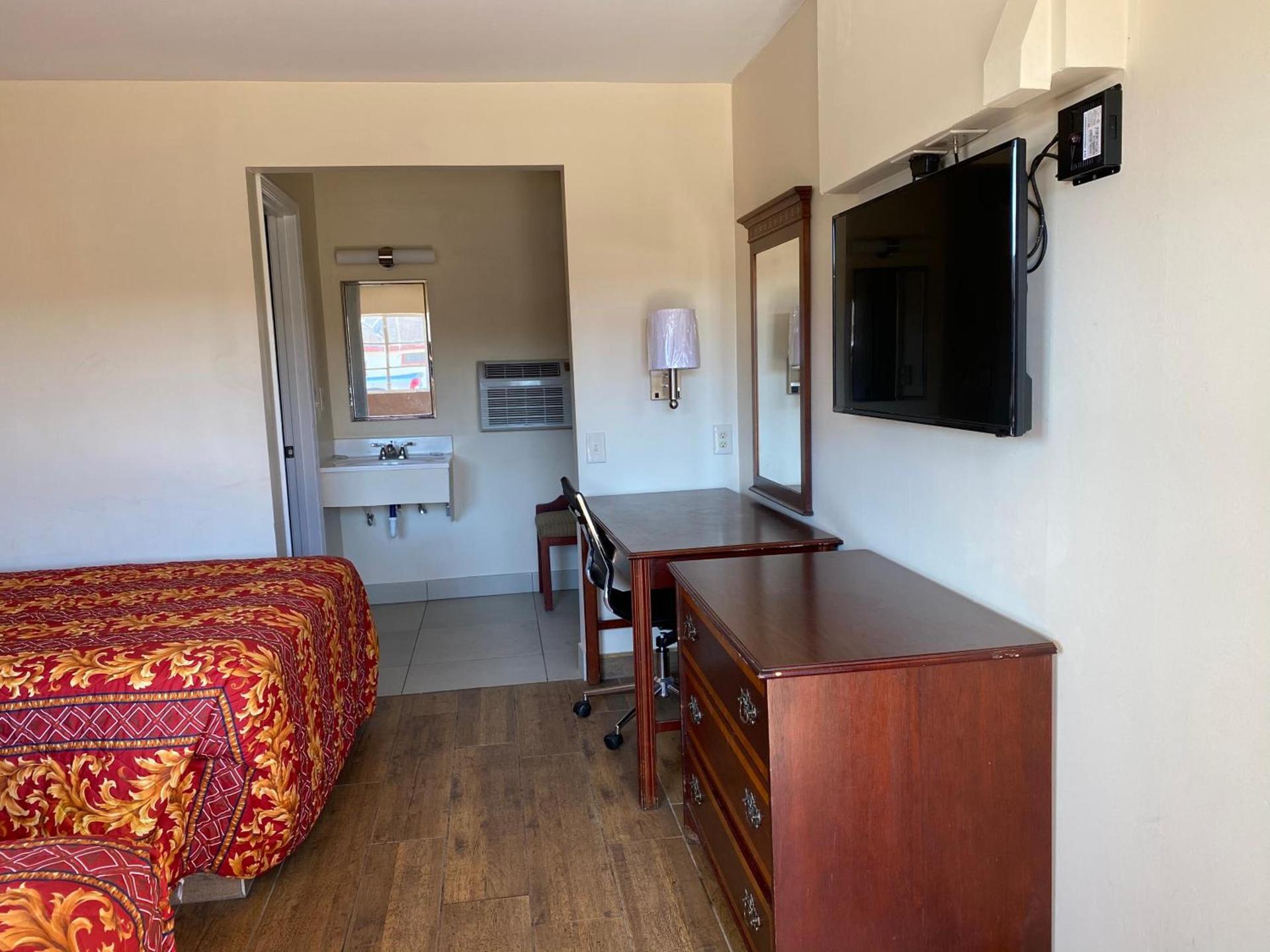 Relax Inn-Plaquemine photo 16