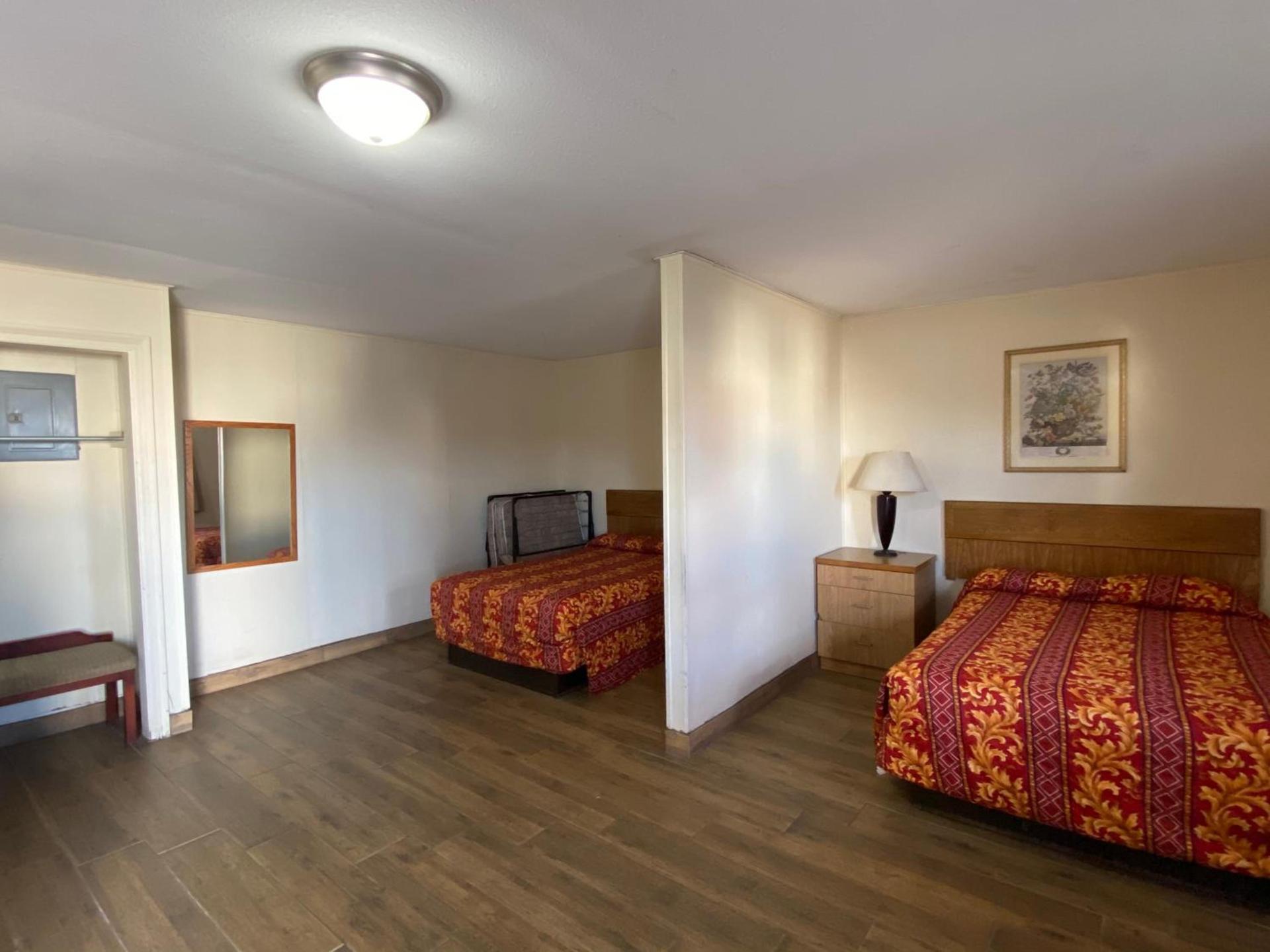 Relax Inn-Plaquemine photo 12