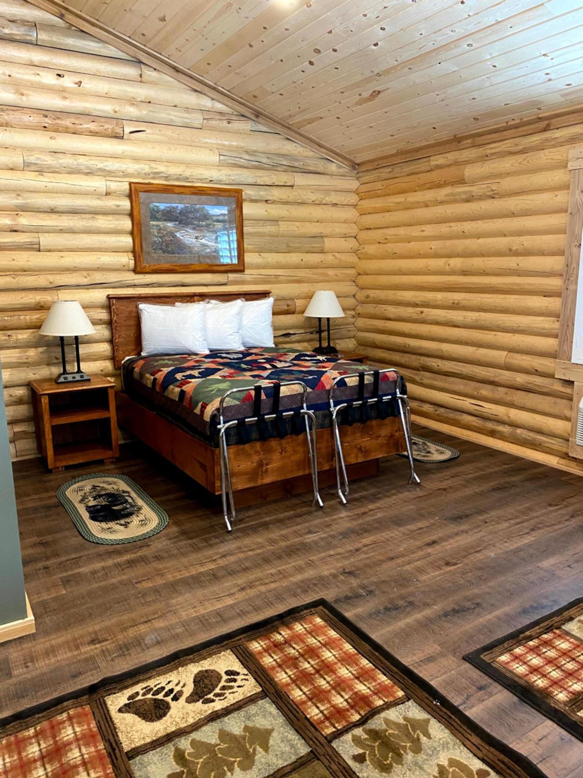 Cabin Village photo 18