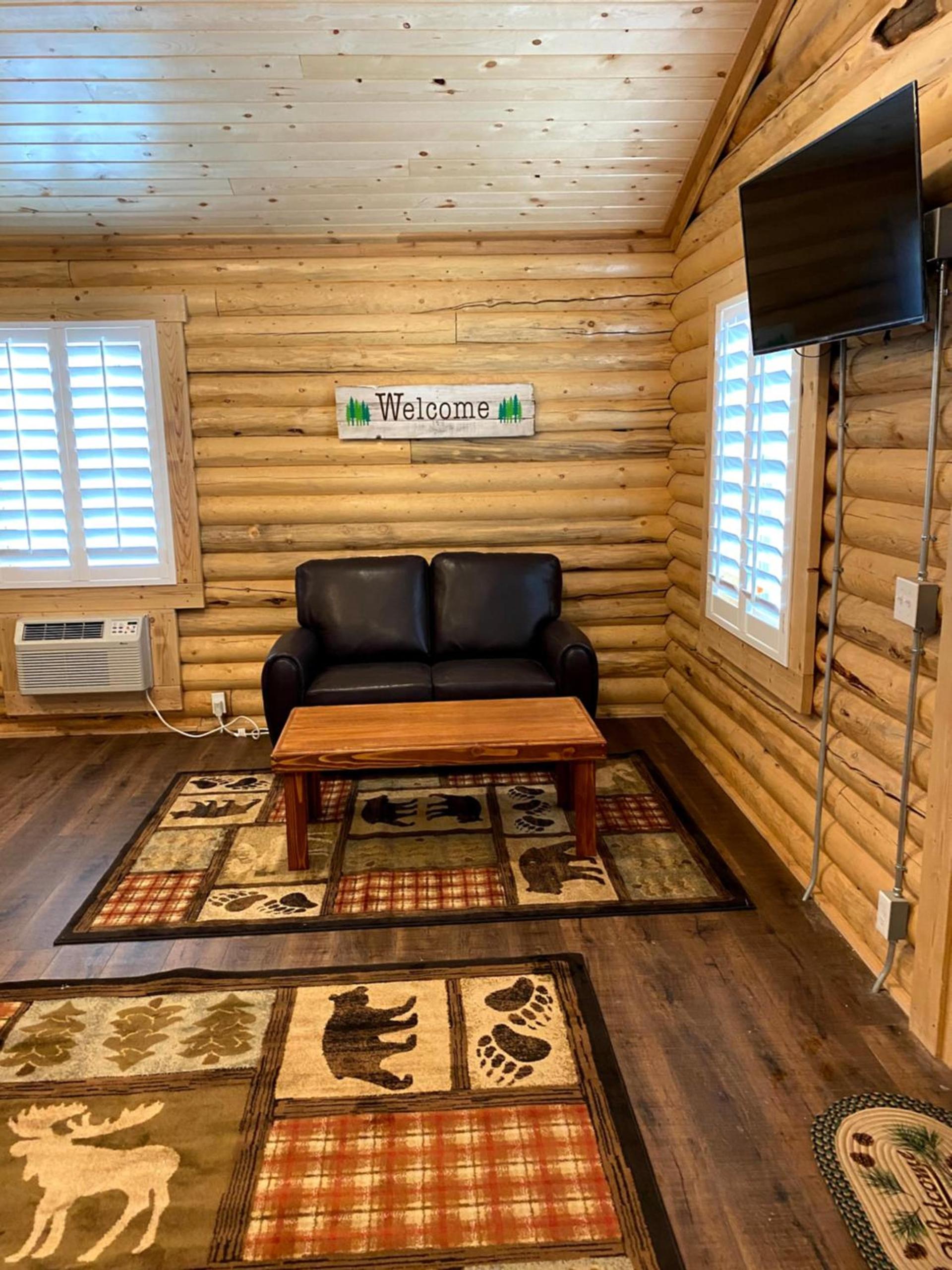 Cabin Village photo 17