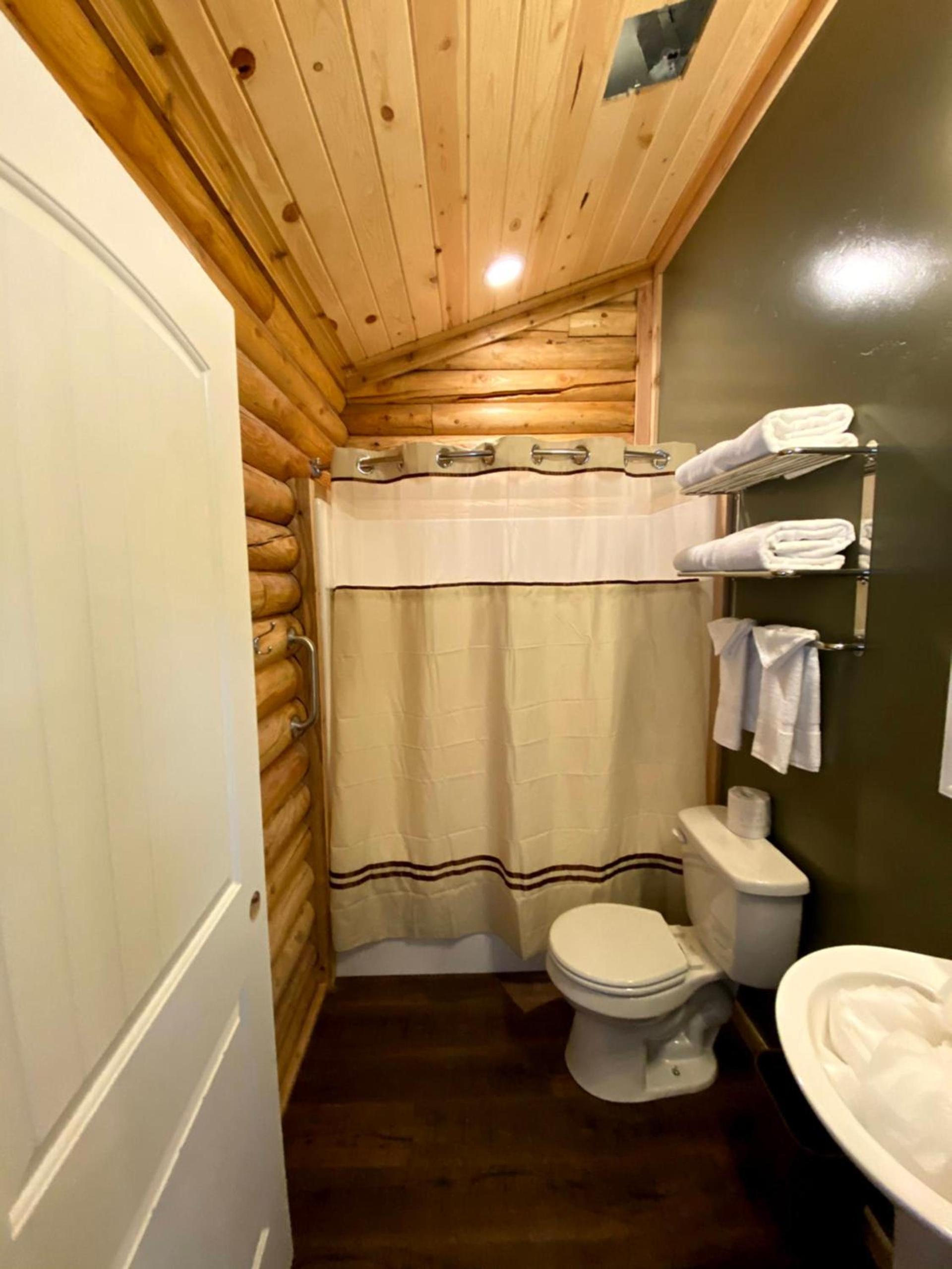 Cabin Village photo 10