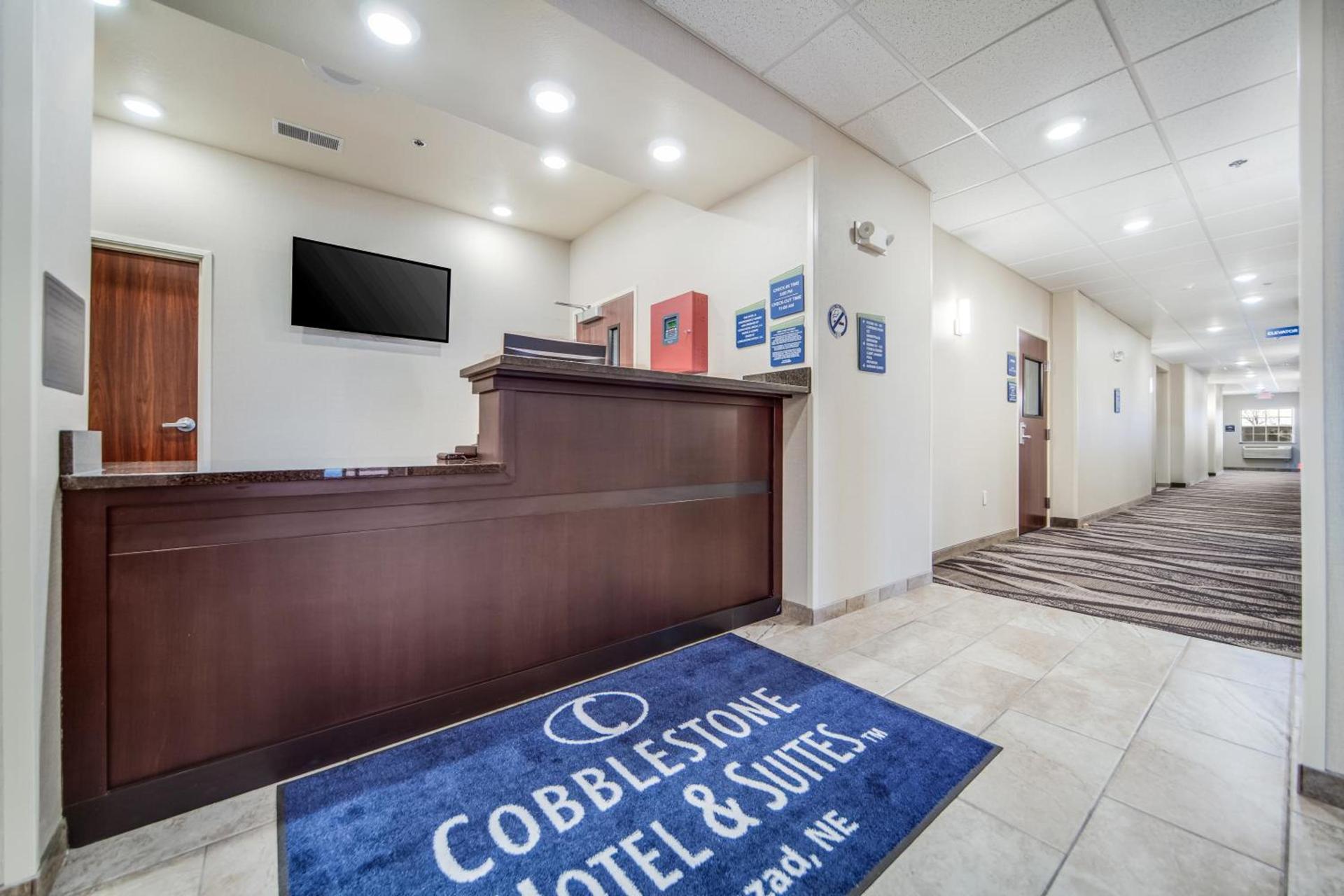 Cobblestone Hotel & Suites - Cozad photo 8