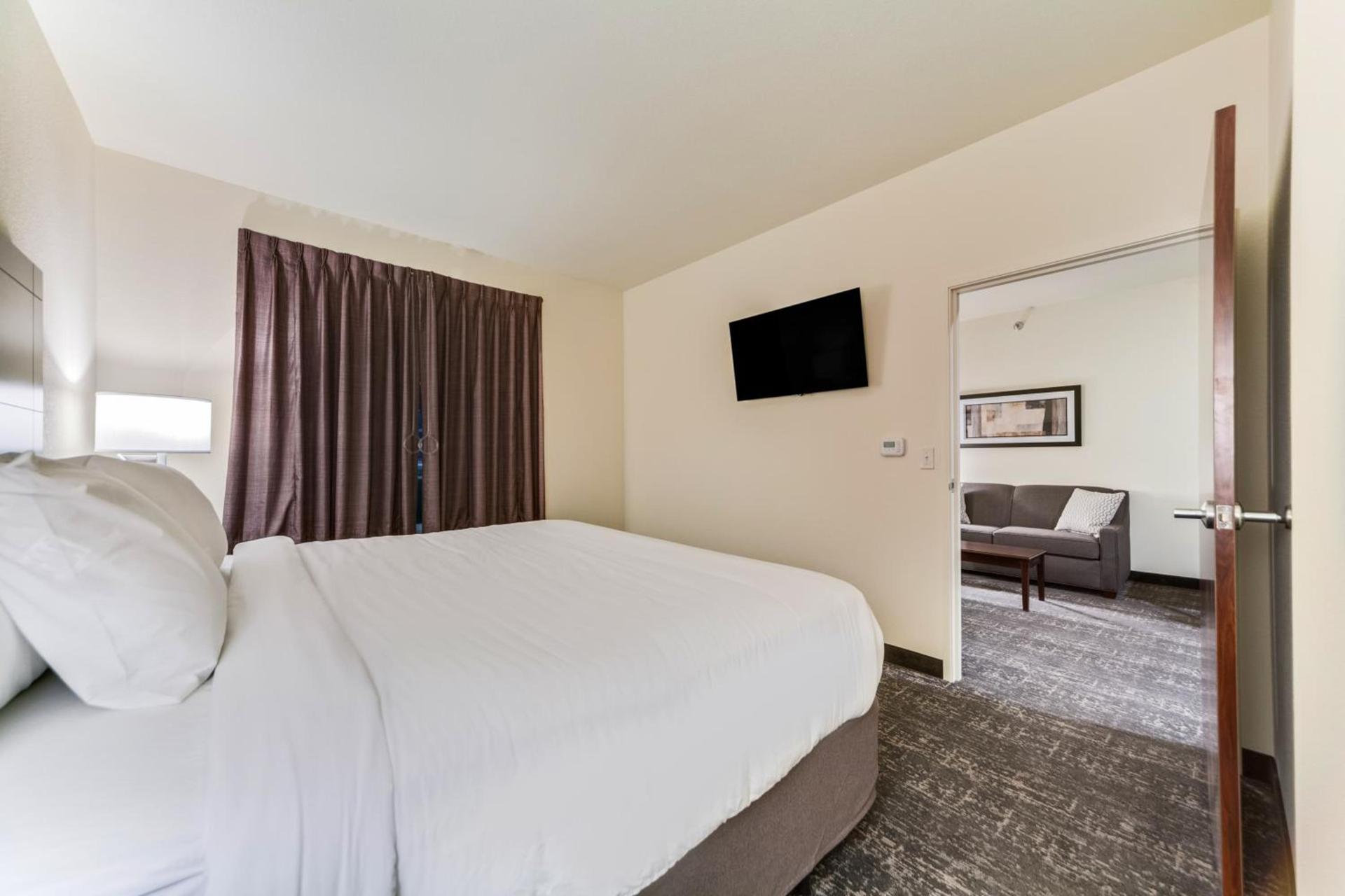 Cobblestone Hotel & Suites - Cozad photo 5