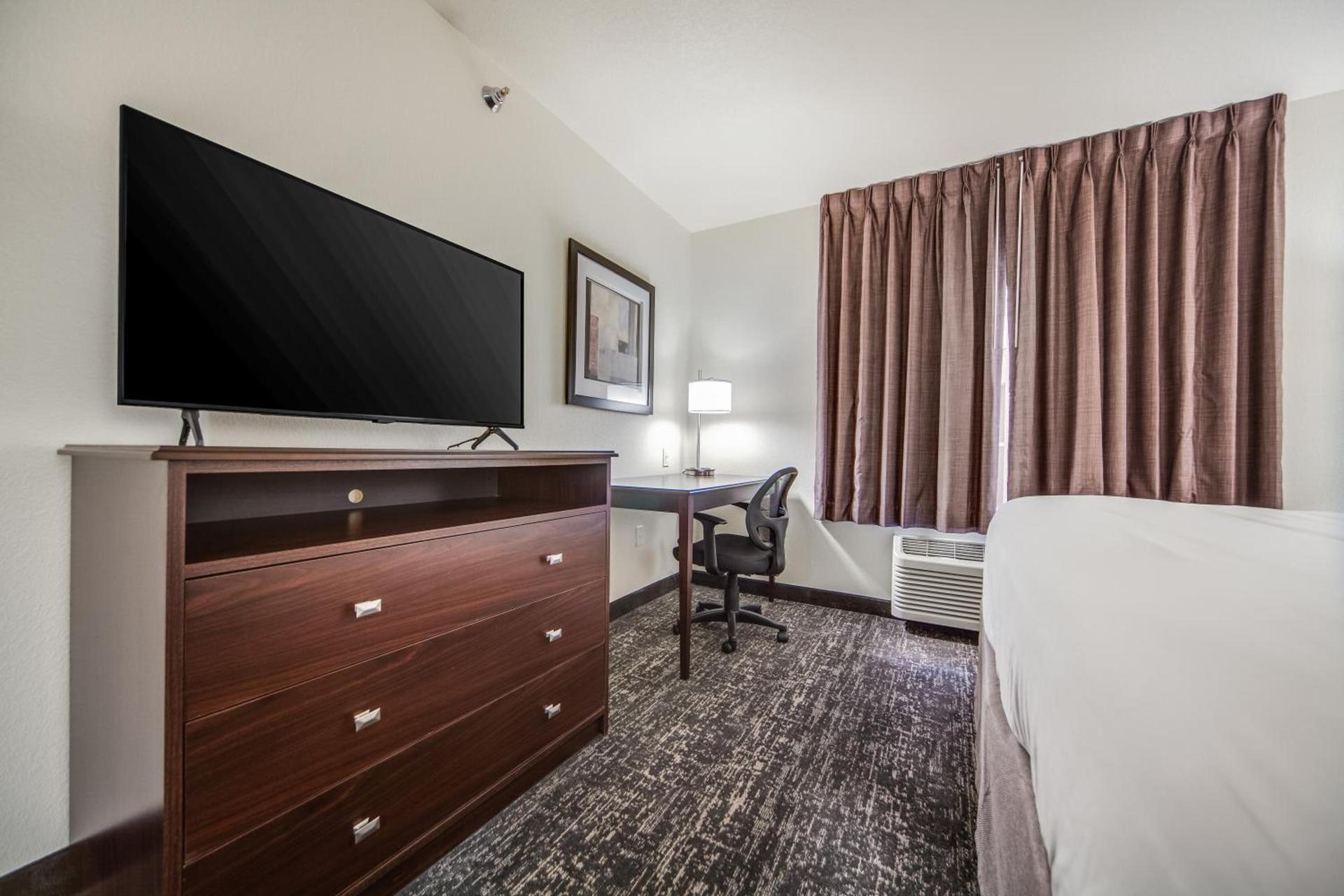 Cobblestone Hotel & Suites - Cozad photo 25