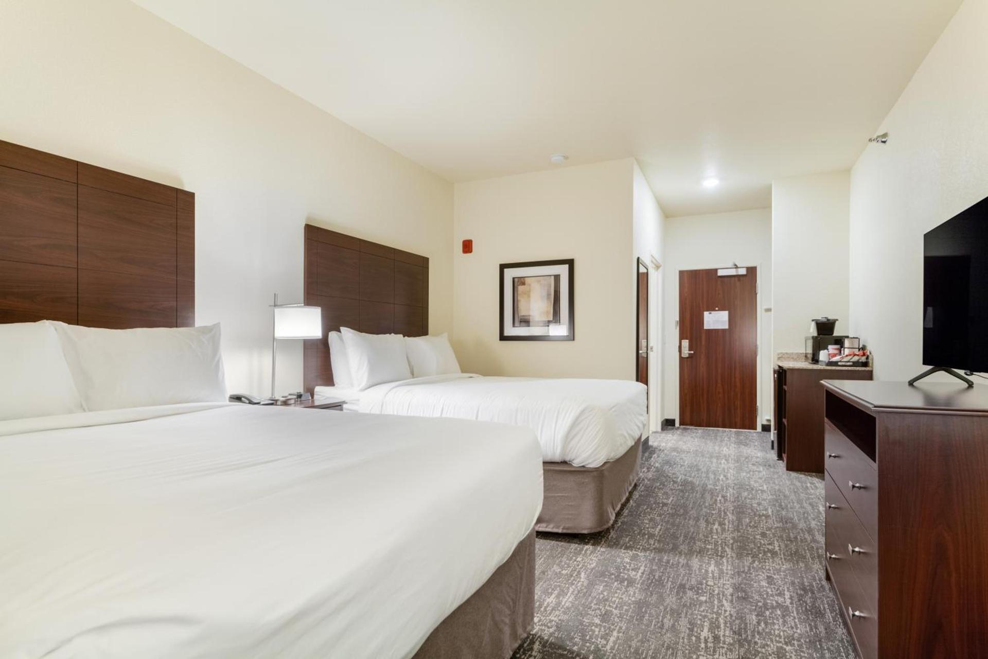 Cobblestone Hotel & Suites - Cozad photo 15