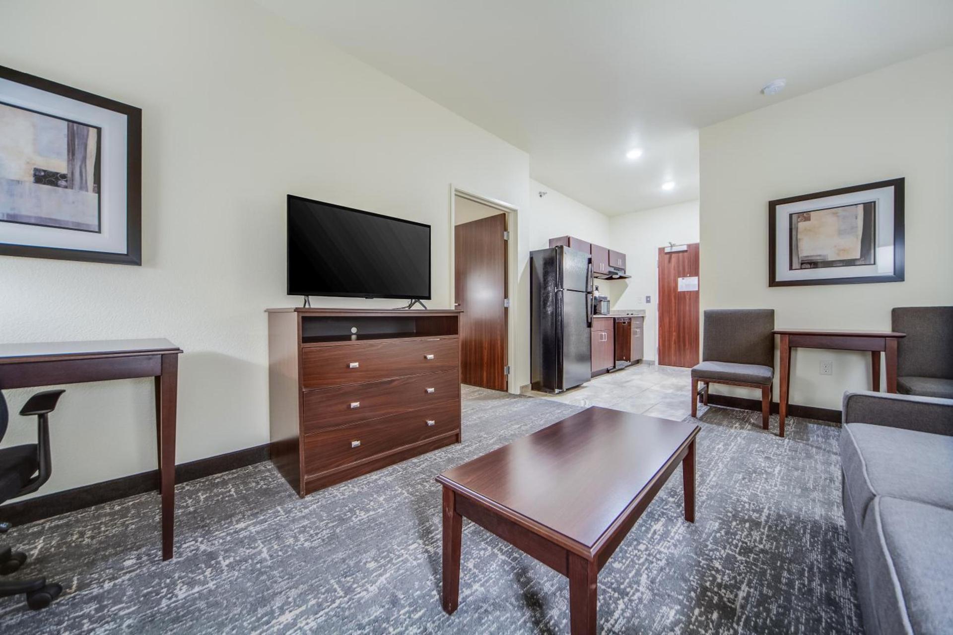 Cobblestone Hotel & Suites - Cozad photo 7