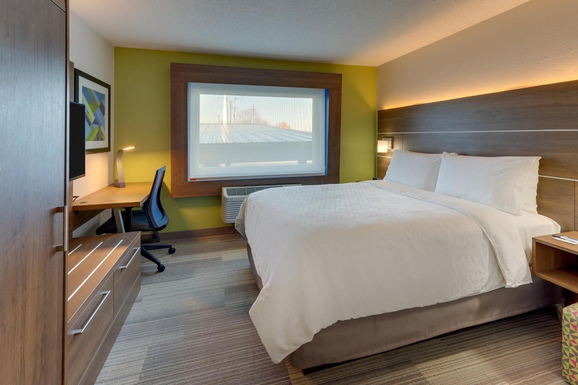 Holiday Inn Express - Cincinnati North - Monroe by IHG photo 22