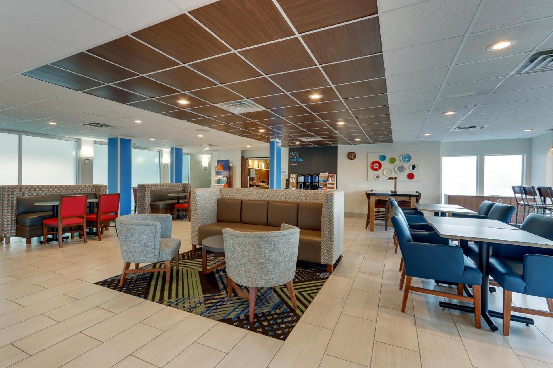 Holiday Inn Express - Cincinnati North - Monroe by IHG photo 43