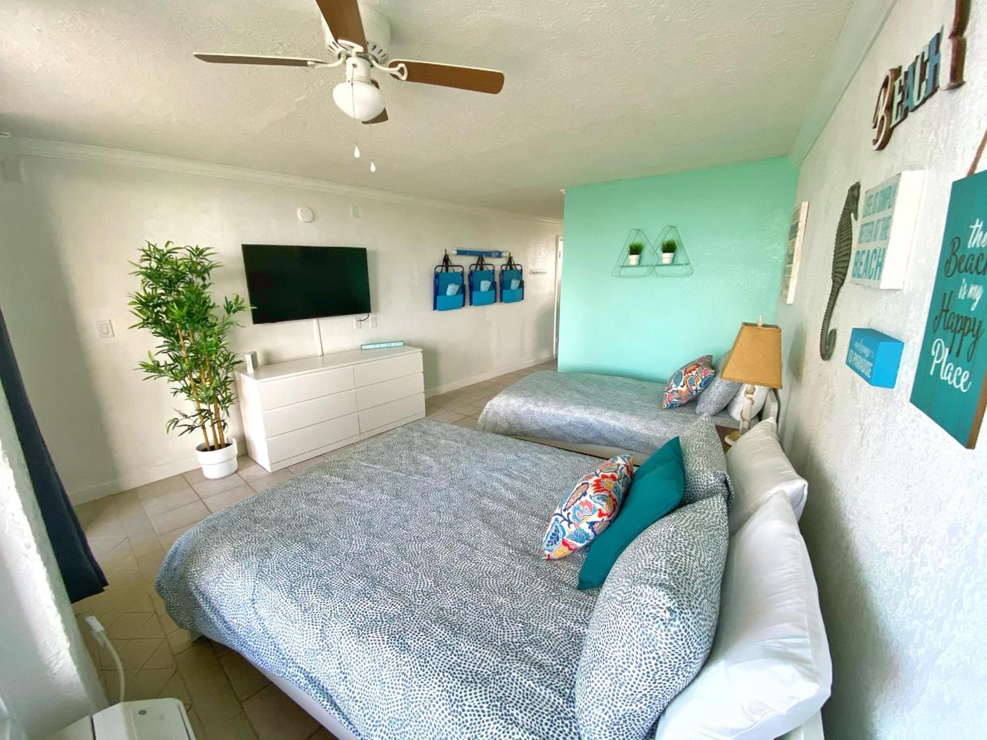 Pirates Cove Resort Studios! photo 34