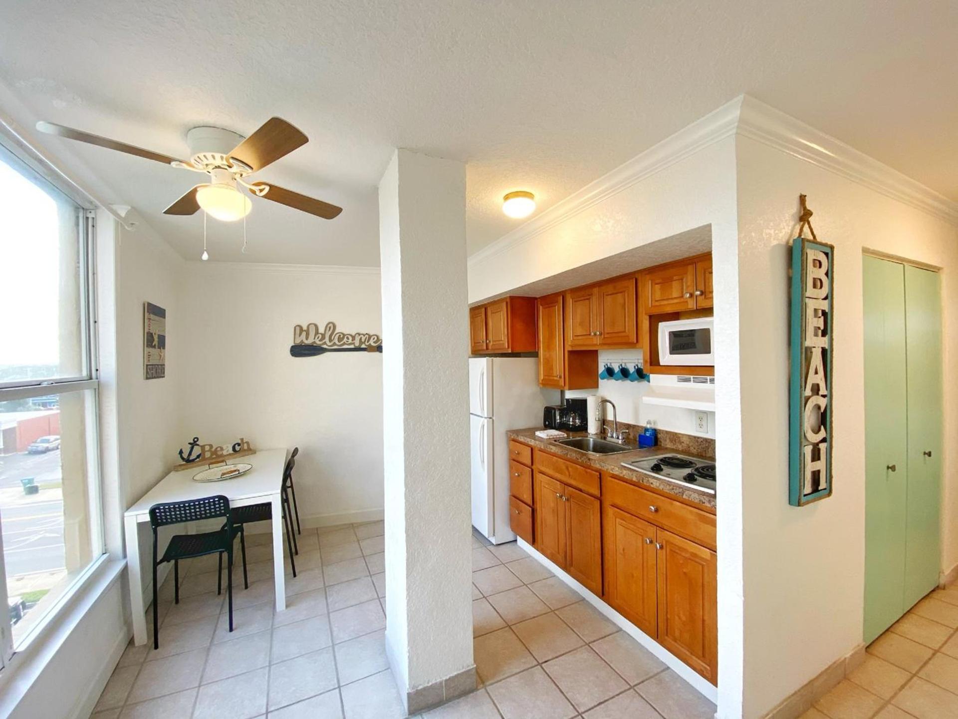 Pirates Cove Resort Studios! photo 19