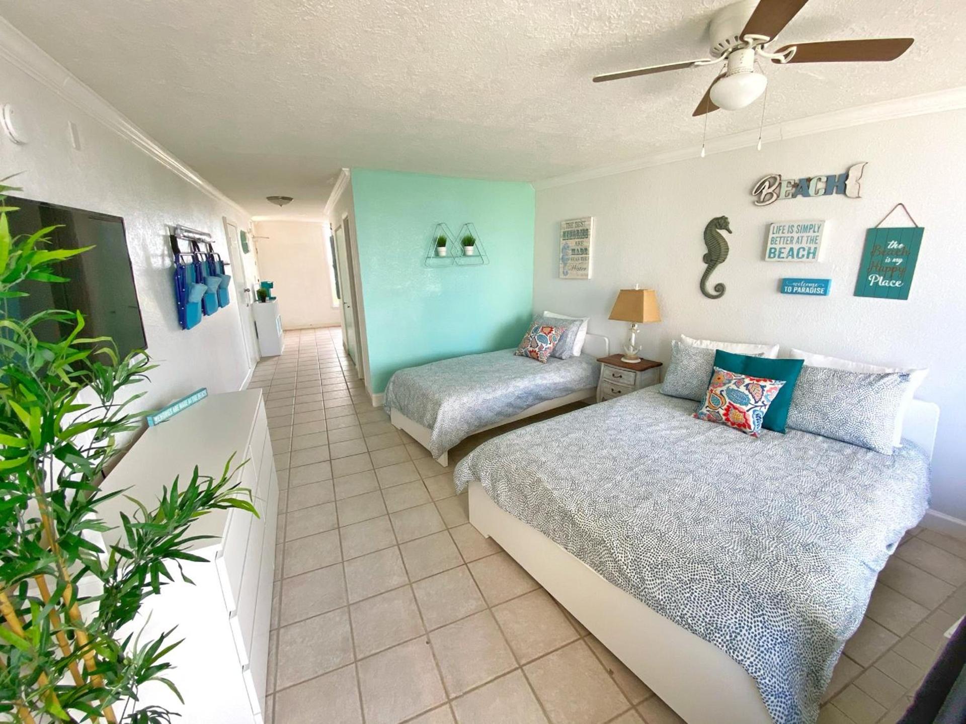 Pirates Cove Resort Studios! photo 46