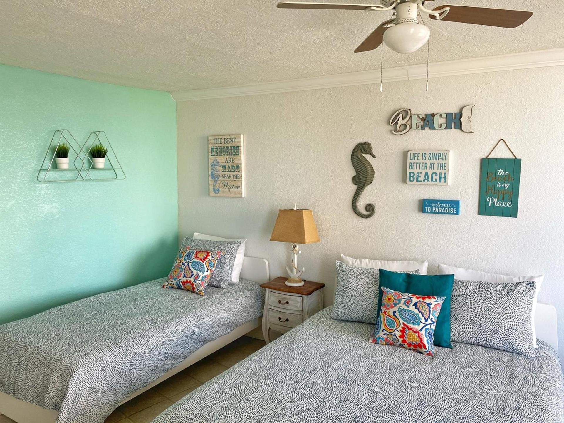 Pirates Cove Resort Studios! photo 26
