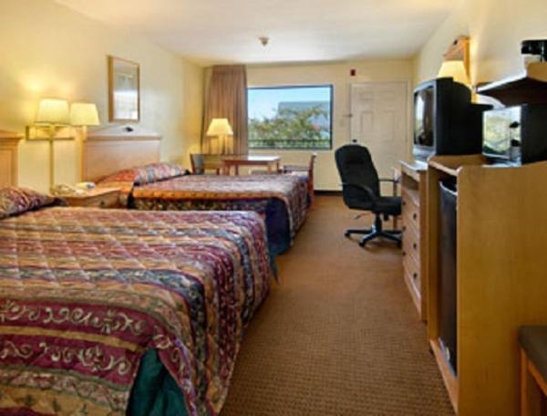 Super 8 by Wyndham Breaux Bridge photo 17