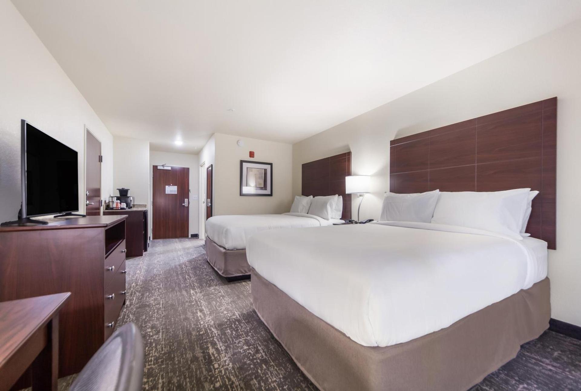 Cobblestone Inn & Suites - Holdrege photo 25