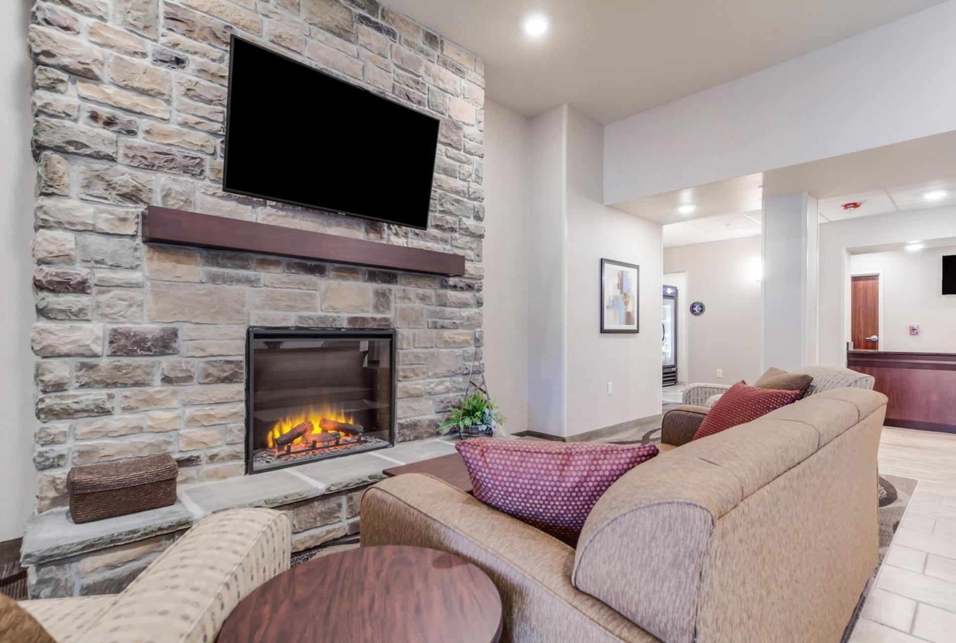 Cobblestone Inn & Suites - Holdrege photo 5