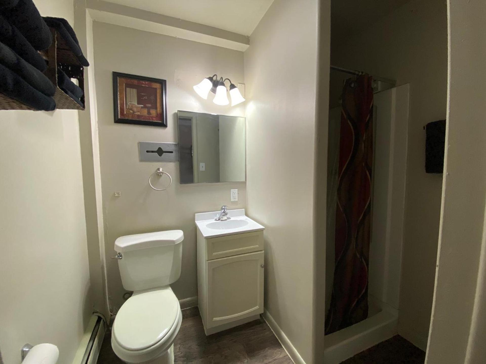 Roundtop Mountain Vista - Cabins and Motel photo 16