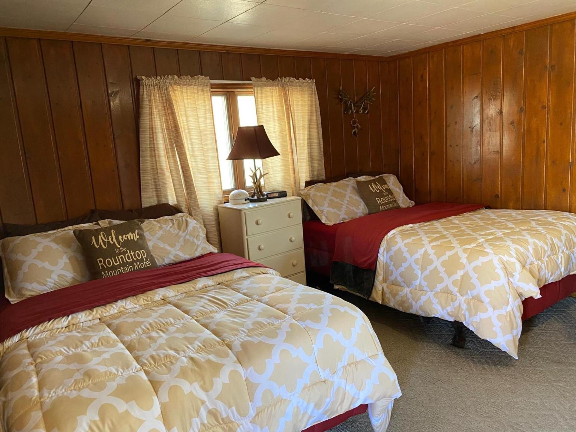 Roundtop Mountain Vista - Cabins and Motel photo 48