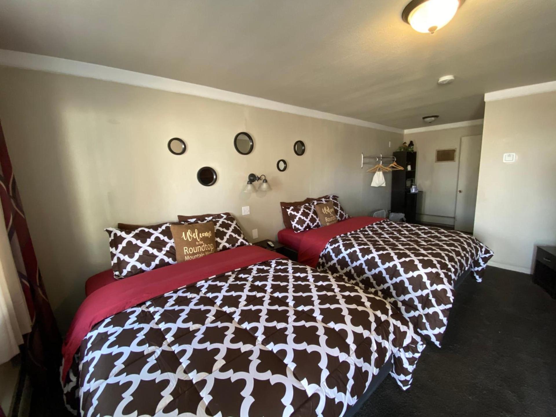 Roundtop Mountain Vista - Cabins and Motel photo 7