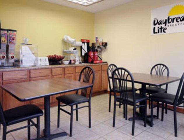 Days Inn by Wyndham Athens photo 30