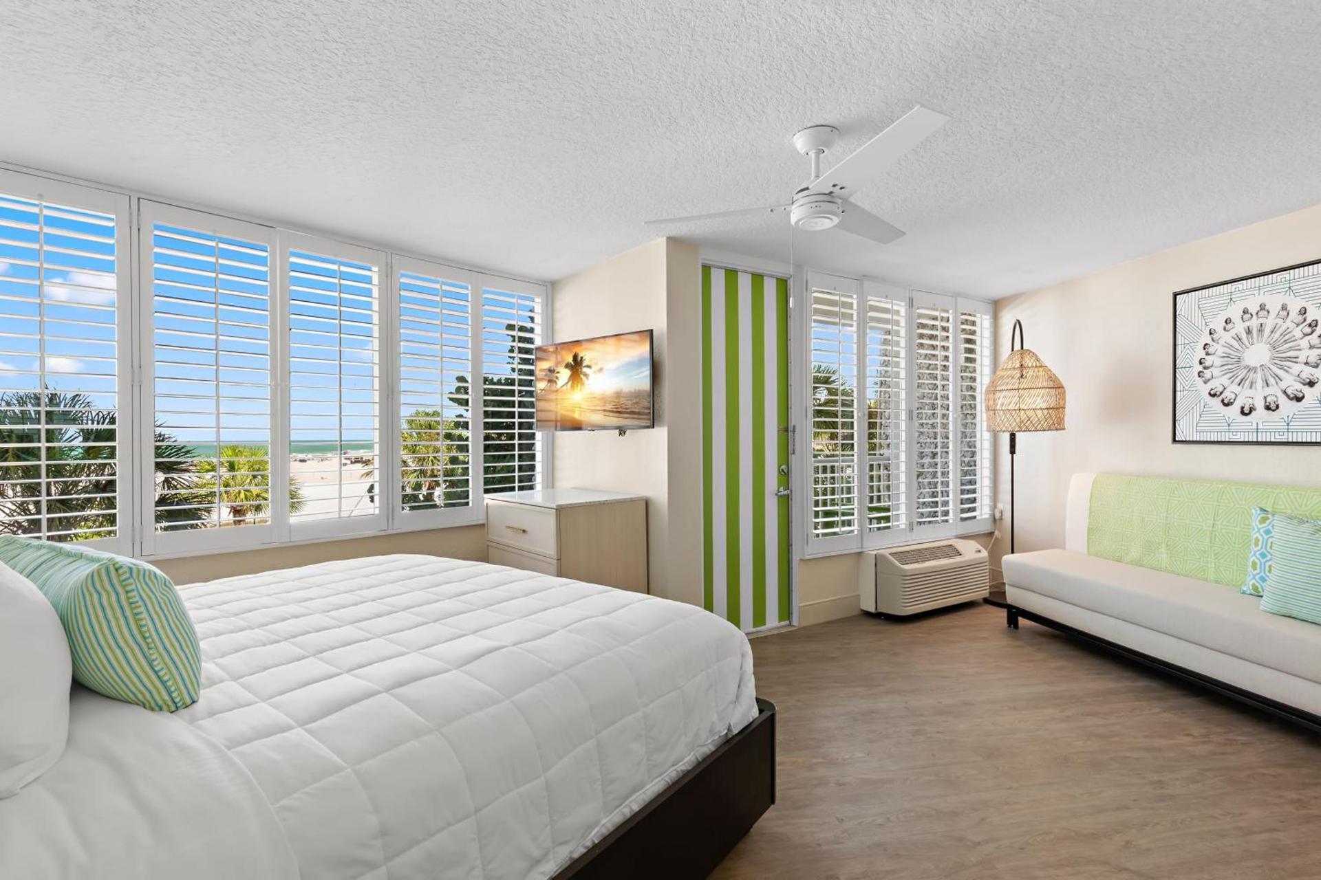 Bellwether Beach Resort photo 28
