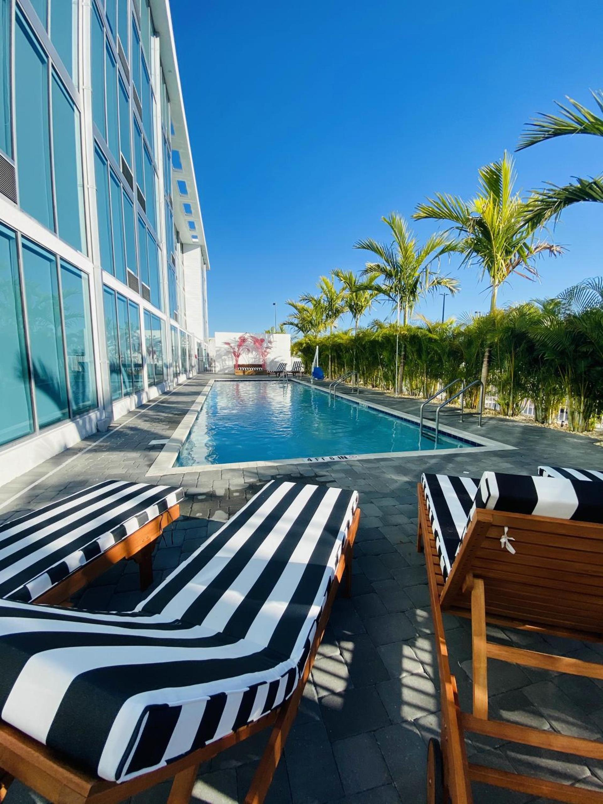 Kompose Boutique Hotel Sarasota photo 14