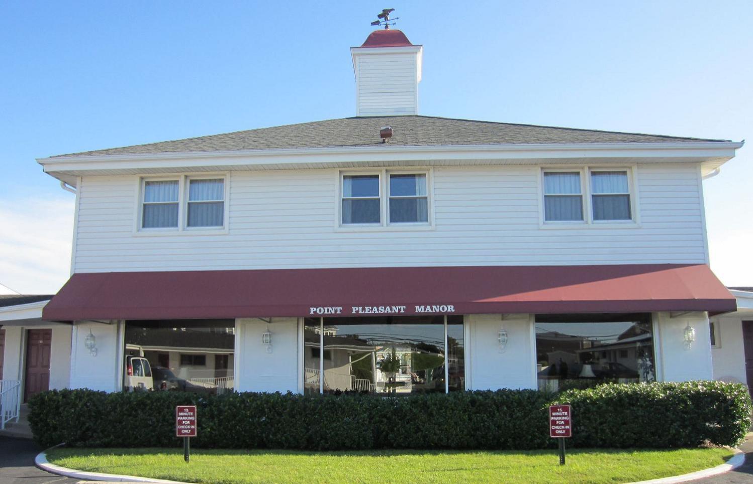 Point Pleasant Manor photo 13