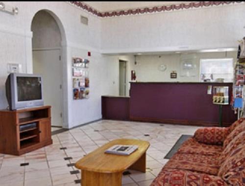 Ramada Limited San Angelo photo 45