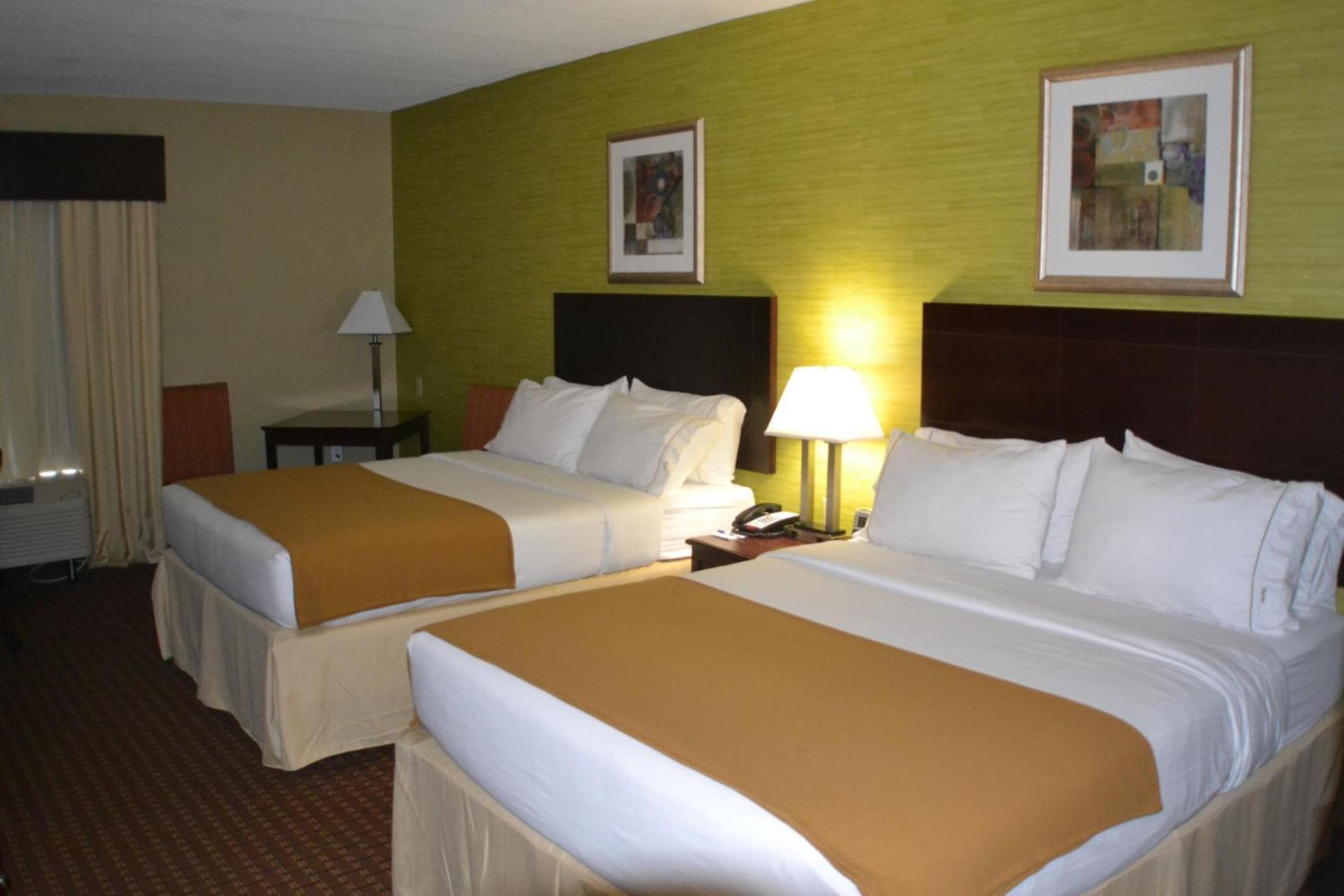 Holiday Inn Express Hotel & Suites Indianapolis W - Airport Area by IHG photo 2