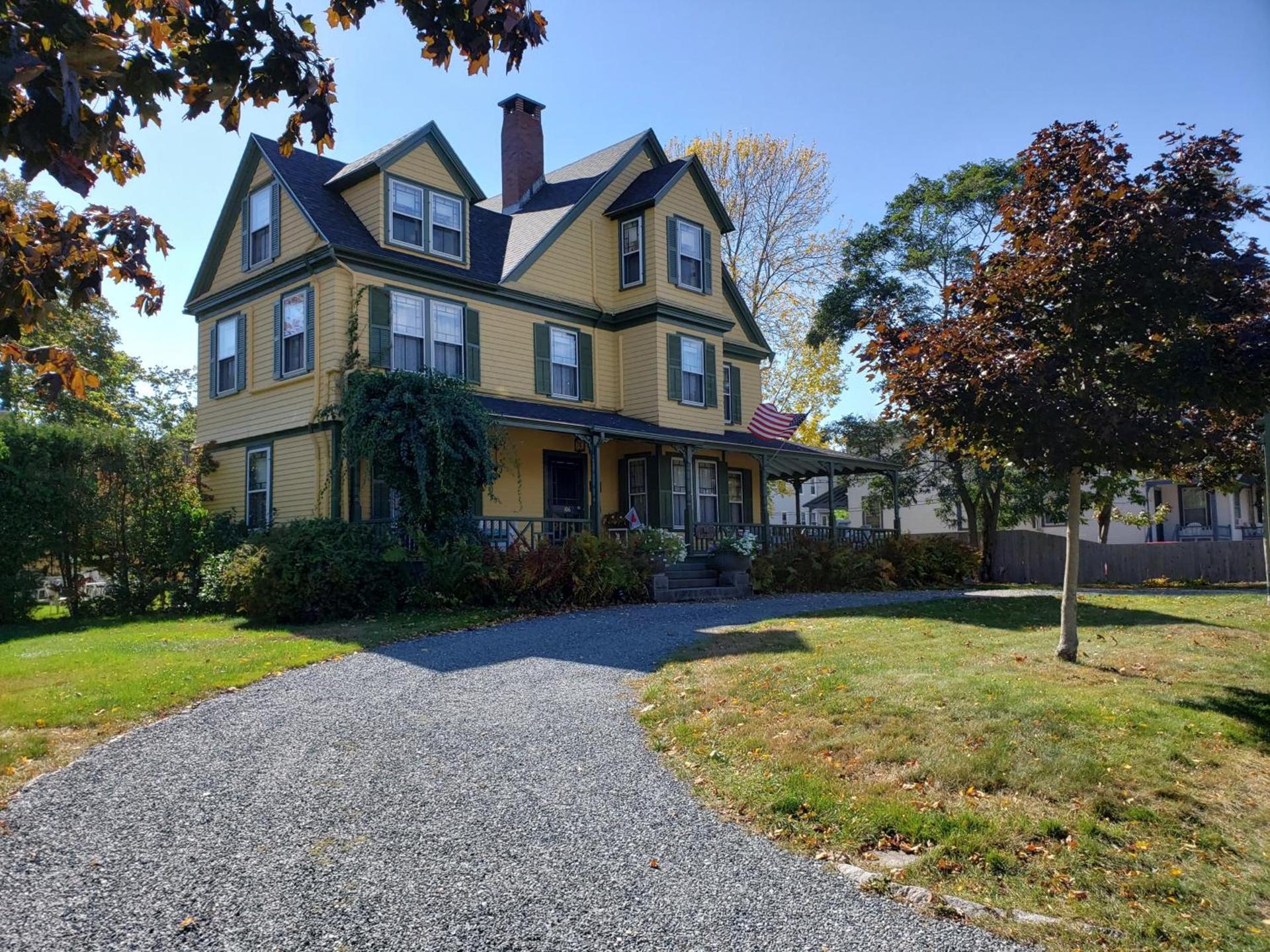 Sand Bar Cottage Inn photo 48
