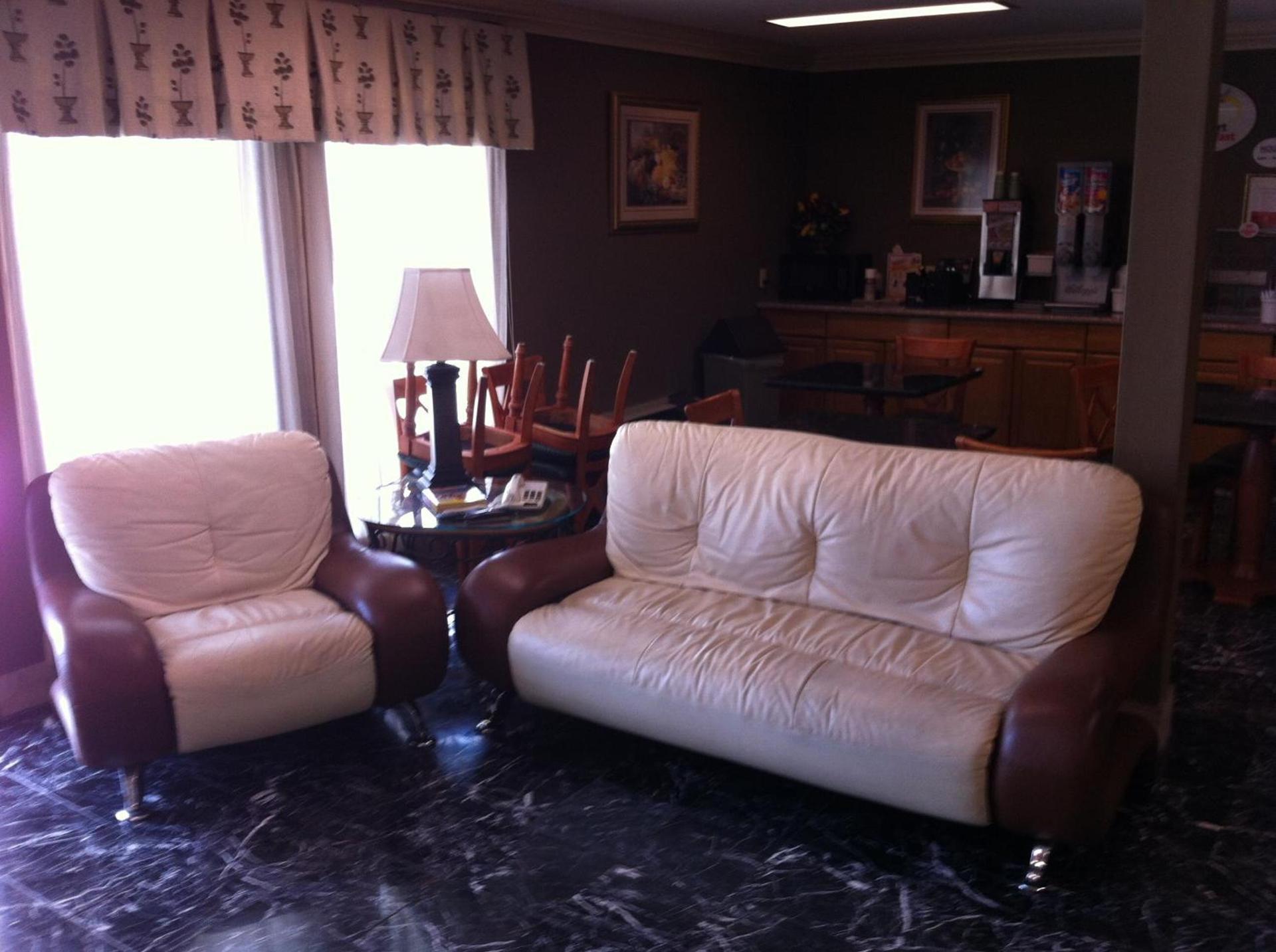 Super 8 by Wyndham Breaux Bridge photo 23