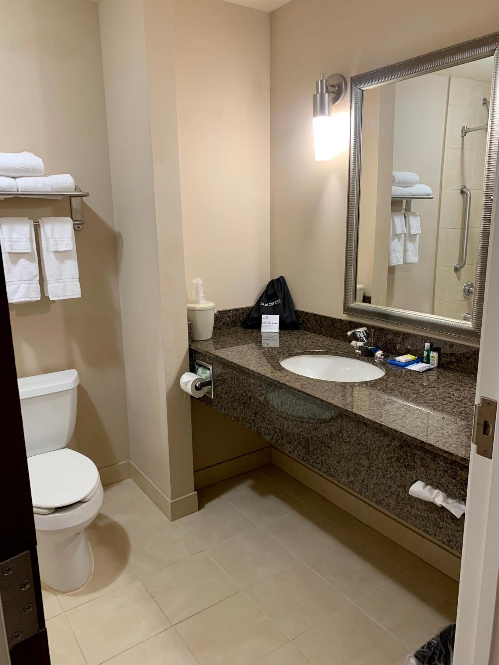 Holiday Inn Express Hotel & Suites North Sequim by IHG photo 7